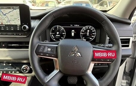 Mitsubishi Outlander, 2022 год, 3 720 000 рублей, 9 фотография