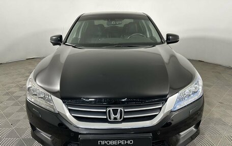 Honda Accord IX рестайлинг, 2013 год, 1 530 000 рублей, 2 фотография