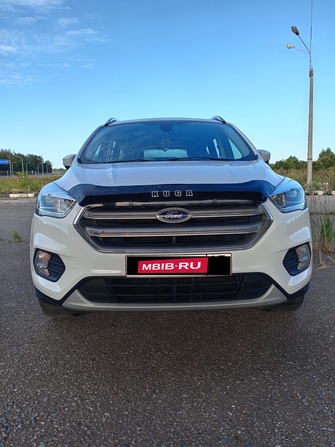 Ford Kuga II рестайлинг, 2019 год, 1 770 000 рублей, 1 фотография