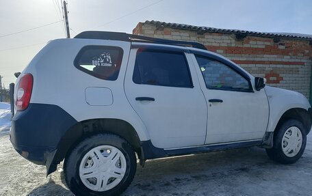 Renault Duster I рестайлинг, 2015 год, 500 000 рублей, 2 фотография