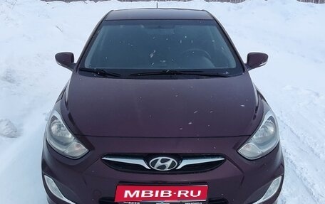 Hyundai Solaris II рестайлинг, 2011 год, 750 000 рублей, 1 фотография