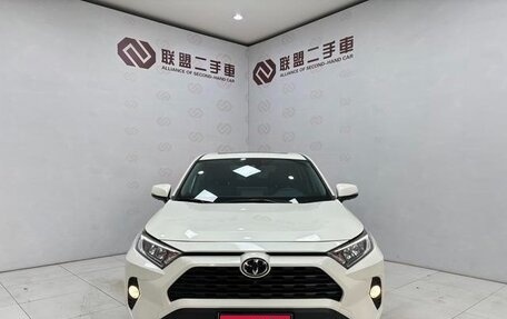 Toyota RAV4, 2021 год, 3 020 017 рублей, 2 фотография