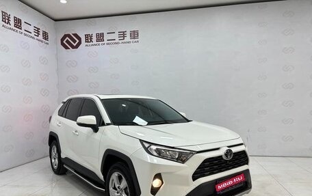 Toyota RAV4, 2021 год, 3 020 017 рублей, 3 фотография