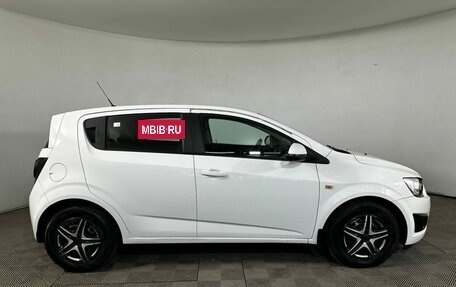 Chevrolet Aveo III, 2014 год, 700 000 рублей, 3 фотография