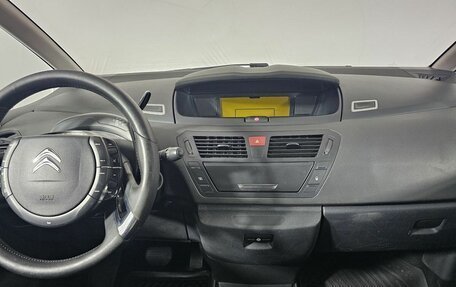 Citroen C4 Picasso II рестайлинг, 2011 год, 550 000 рублей, 6 фотография