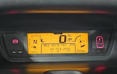 Citroen C4 Picasso II рестайлинг, 2011 год, 550 000 рублей, 10 фотография