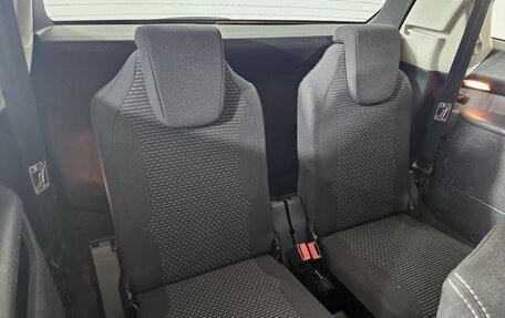 Citroen C4 Picasso II рестайлинг, 2011 год, 550 000 рублей, 17 фотография