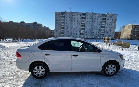 Volkswagen Polo VI (EU Market), 2013 год, 800 000 рублей, 6 фотография