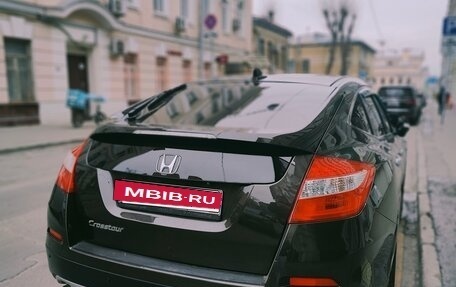 Honda Crosstour I рестайлинг, 2014 год, 2 300 000 рублей, 3 фотография