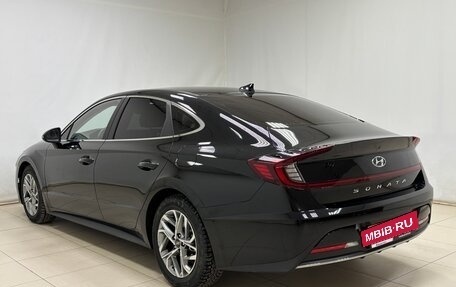 Hyundai Sonata VIII, 2019 год, 2 600 000 рублей, 4 фотография