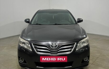 Toyota Camry, 2010 год, 950 000 рублей, 2 фотография