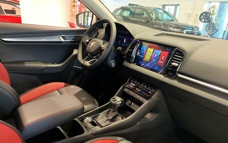 Skoda Karoq I, 2024 год, 3 550 000 рублей, 6 фотография