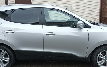 Hyundai ix35 I рестайлинг, 2011 год, 1 065 000 рублей, 10 фотография