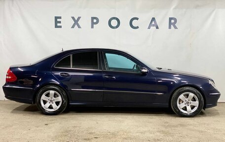 Mercedes-Benz E-Класс, 2002 год, 910 000 рублей, 4 фотография