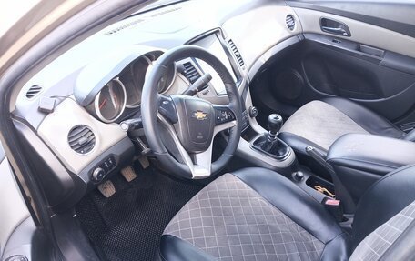 Chevrolet Cruze II, 2011 год, 850 000 рублей, 7 фотография