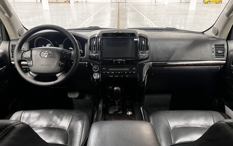 Toyota Land Cruiser 200, 2012 год, 3 689 000 рублей, 17 фотография