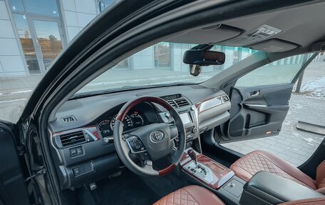 Toyota Camry, 2011 год, 1 600 000 рублей, 10 фотография