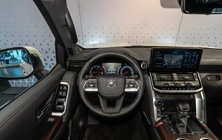 Toyota Land Cruiser, 2024 год, 12 299 000 рублей, 12 фотография