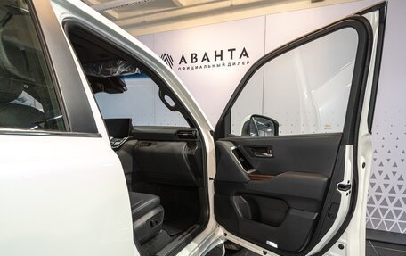 Toyota Land Cruiser, 2024 год, 12 299 000 рублей, 17 фотография