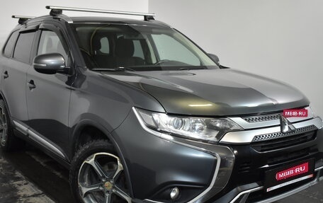 Mitsubishi Outlander III рестайлинг 3, 2019 год, 1 799 000 рублей, 1 фотография