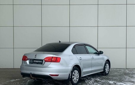 Volkswagen Jetta VI, 2013 год, 900 000 рублей, 6 фотография