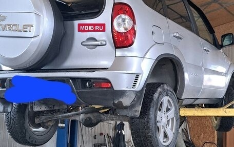 Chevrolet Niva I рестайлинг, 2013 год, 700 000 рублей, 6 фотография
