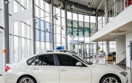 BMW 3 серия, 2017 год, 1 948 000 рублей, 8 фотография