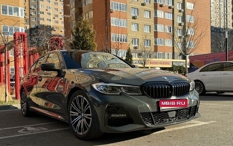 BMW 3 серия, 2019 год, 3 800 000 рублей, 1 фотография