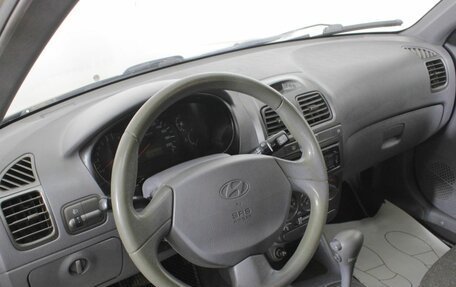 Hyundai Accent II, 2005 год, 375 000 рублей, 13 фотография