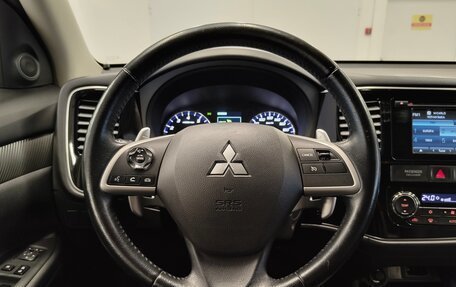 Mitsubishi Outlander III рестайлинг 3, 2013 год, 1 275 000 рублей, 14 фотография