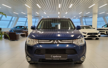 Mitsubishi Outlander III рестайлинг 3, 2013 год, 1 275 000 рублей, 3 фотография