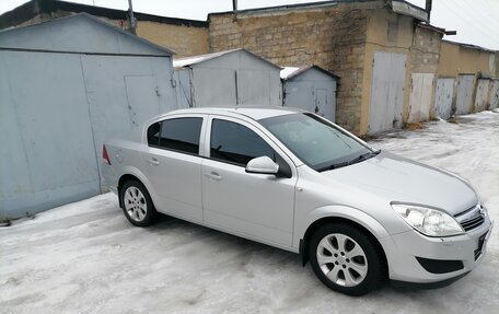 Opel Astra H, 2011 год, 655 000 рублей, 1 фотография