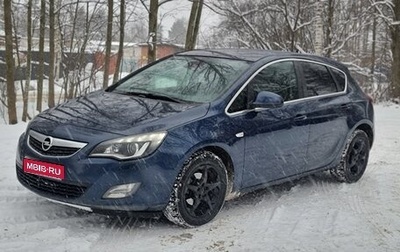 Opel Astra J, 2012 год, 570 000 рублей, 1 фотография