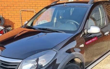 Renault Sandero I, 2014 год, 785 000 рублей, 1 фотография