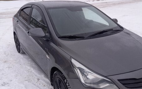 Hyundai Solaris II рестайлинг, 2014 год, 820 000 рублей, 1 фотография