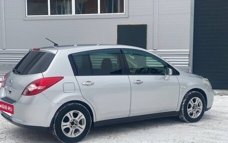 Nissan Tiida, 2011 год, 920 000 рублей, 6 фотография