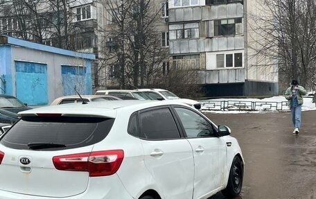 KIA Rio III рестайлинг, 2014 год, 490 000 рублей, 2 фотография