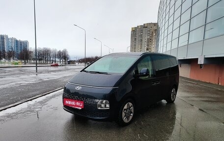 Hyundai Staria, 2022 год, 6 000 000 рублей, 6 фотография