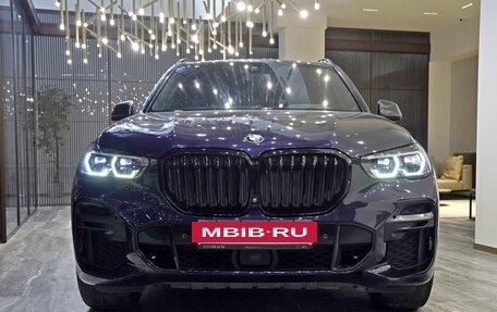 BMW X5, 2021 год, 8 990 000 рублей, 3 фотография