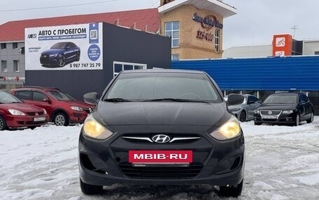 Hyundai Solaris II рестайлинг, 2011 год, 590 000 рублей, 2 фотография