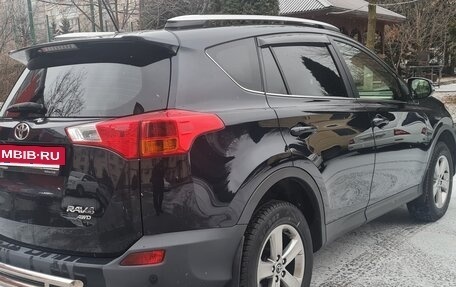 Toyota RAV4, 2015 год, 2 250 000 рублей, 3 фотография