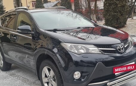 Toyota RAV4, 2015 год, 2 250 000 рублей, 10 фотография