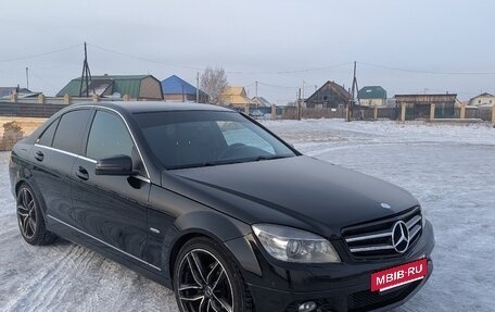 Mercedes-Benz C-Класс, 2009 год, 1 500 000 рублей, 15 фотография