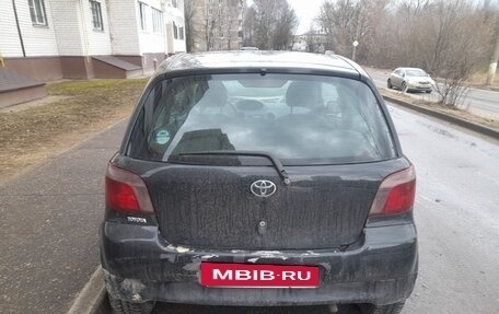 Toyota Yaris I рестайлинг, 1999 год, 350 000 рублей, 3 фотография