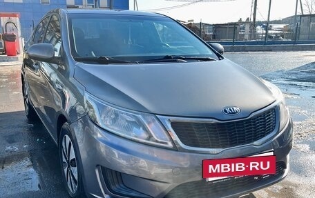 KIA Rio III рестайлинг, 2014 год, 880 000 рублей, 2 фотография