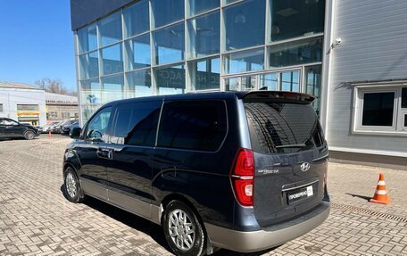 Hyundai Grand Starex Grand Starex I рестайлинг 2, 2018 год, 3 950 000 рублей, 7 фотография