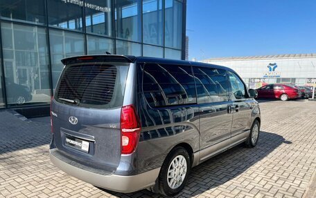 Hyundai Grand Starex Grand Starex I рестайлинг 2, 2018 год, 3 950 000 рублей, 5 фотография