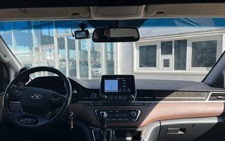 Hyundai Grand Starex Grand Starex I рестайлинг 2, 2018 год, 3 950 000 рублей, 15 фотография