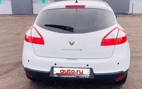 Renault Megane III, 2014 год, 750 000 рублей, 2 фотография