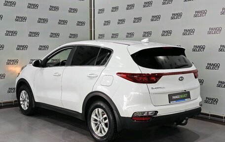 KIA Sportage IV рестайлинг, 2020 год, 2 340 000 рублей, 3 фотография